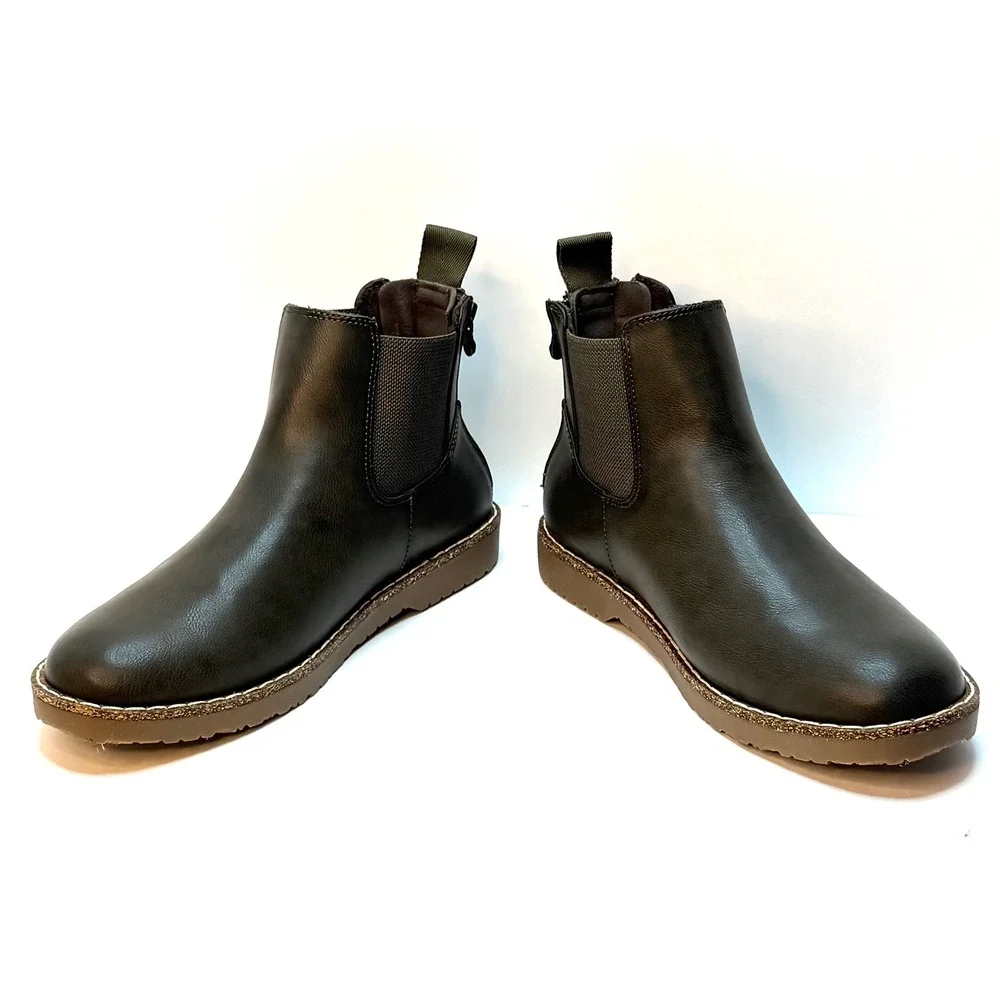Blowfish Malibu Women's Chillin Chelsea Short Boots Olive Size 9M NWT/BOX